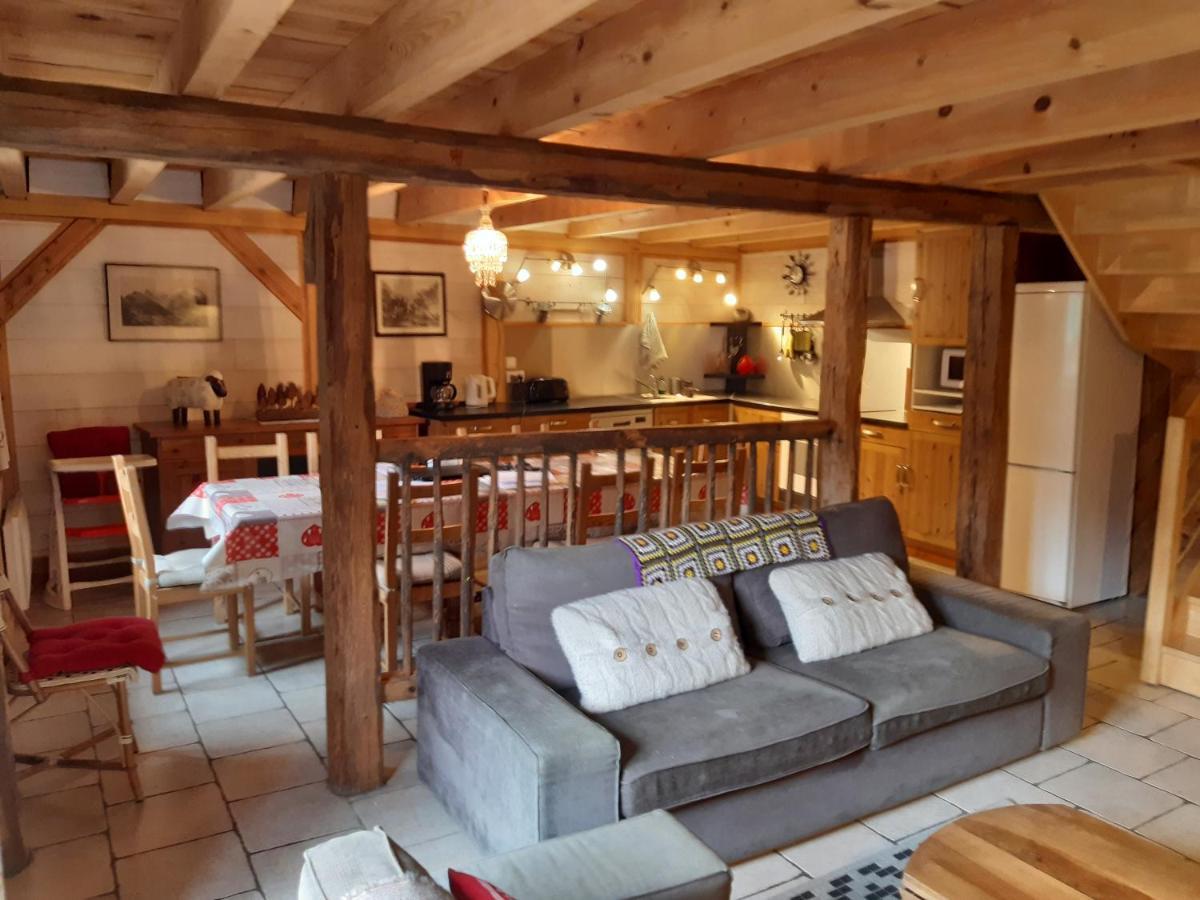 Les Granges De La Fontaine Villa Antignac ภายนอก รูปภาพ